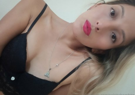 Naakte gelekte OnlyFans-foto van Onlyfsol