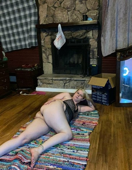 Naakte gelekte OnlyFans-foto van Xxxdumptruckkagexxx