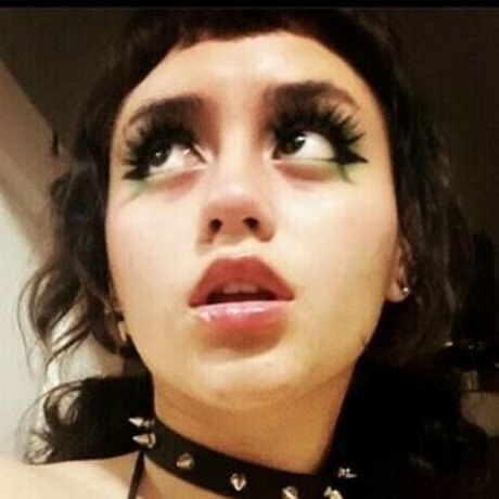 Naakte gelekte OnlyFans-foto van Crosseyedivy