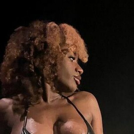 Naakte gelekte OnlyFans-foto van Xorockyox7