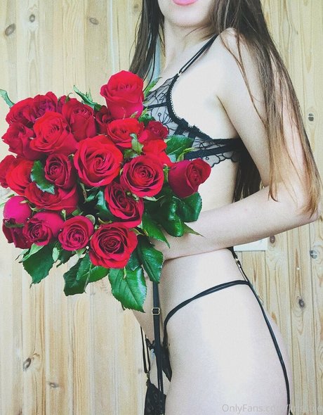 Naakte gelekte OnlyFans-foto van Krisstile
