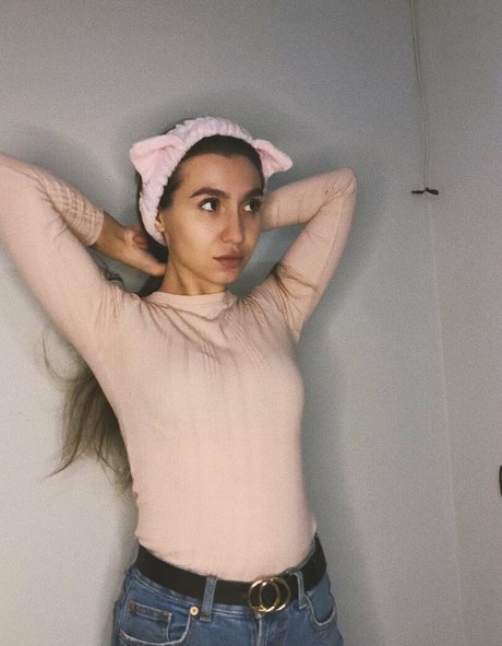 Naakte gelekte OnlyFans-foto van Krisstile