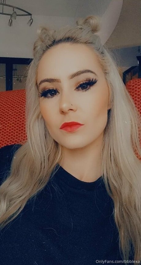 Naakte gelekte OnlyFans-foto van Babyblexa
