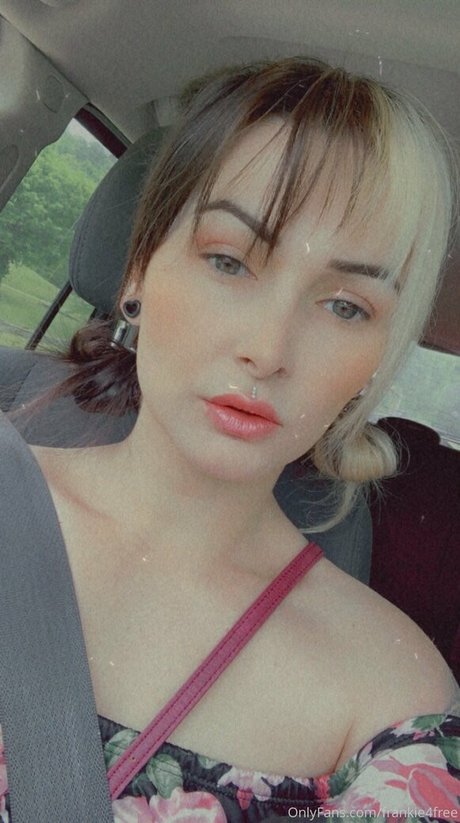Naakte gelekte OnlyFans-foto van Frankie4free