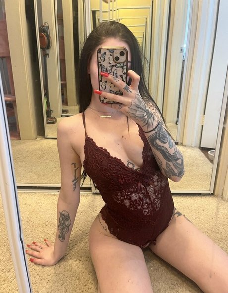 Naakte gelekte OnlyFans-foto van Mik Mikxxxof