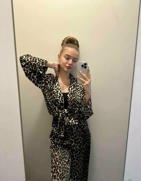 Naakte gelekte OnlyFans-foto van Valerieflor
