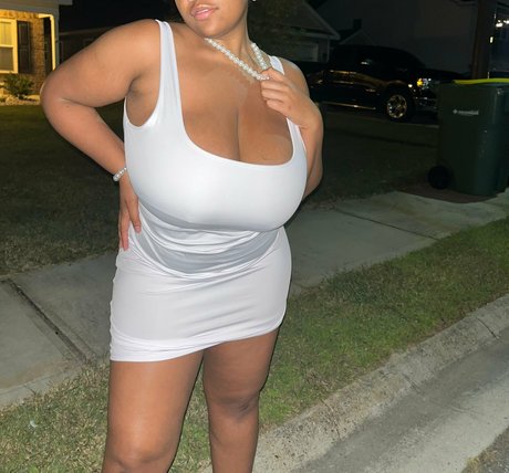 Naakte gelekte OnlyFans-foto van Shaycrazychic