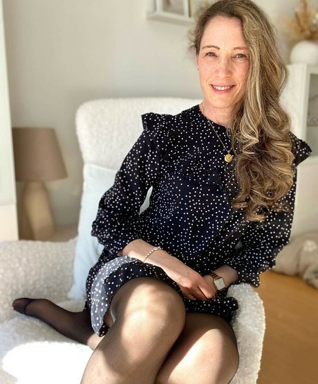 Naakte gelekte OnlyFans-foto van Mom74fashion