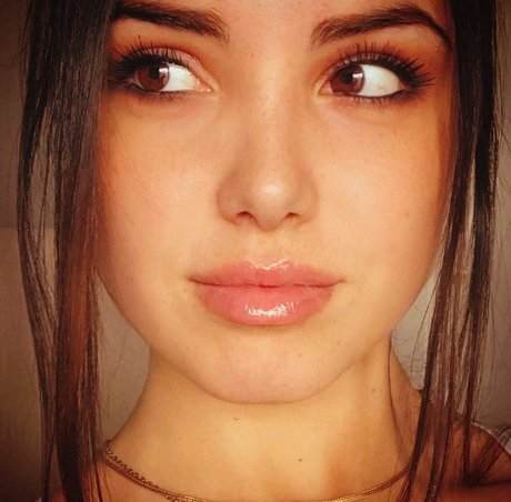 Naakte gelekte OnlyFans-foto van Giusy Meloni