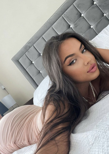 Itsangelinabae