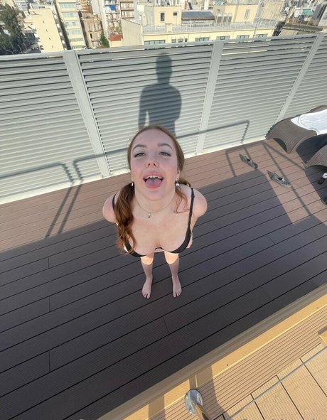 Naakte gelekte OnlyFans-foto van Gingerfreckles