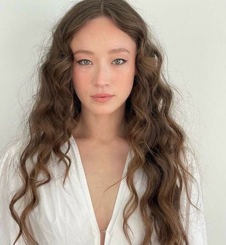 Naakte gelekte OnlyFans-foto van Havana Rose Liu
