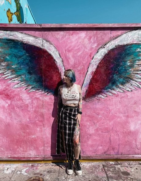 Weronika Truszczynska