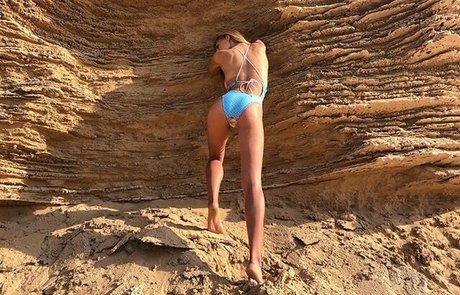 Naakte gelekte OnlyFans-foto van Kristina Shvartzman
