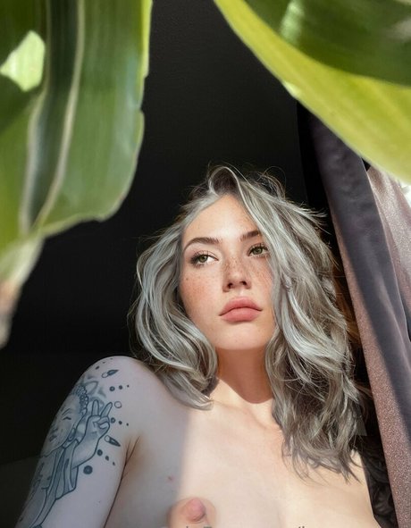 Naakte gelekte OnlyFans-foto van Michelle818