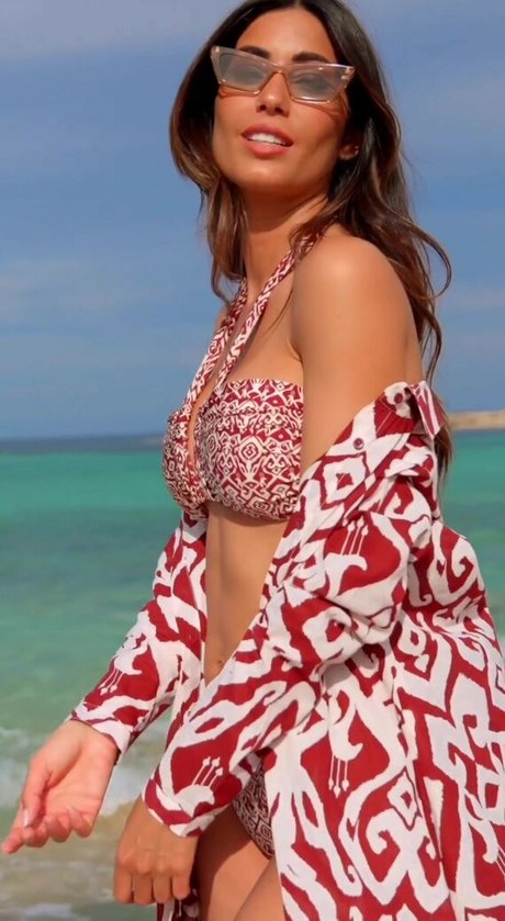 Naakte gelekte OnlyFans-foto van Federica Nargi