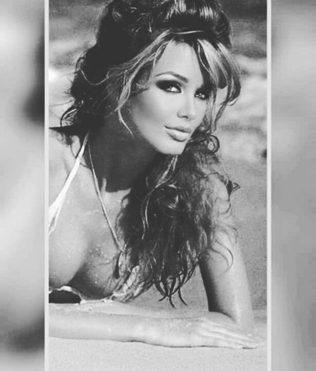 Naakte gelekte OnlyFans-foto van Pamela Bardot