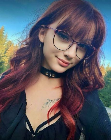 Miavixenfree