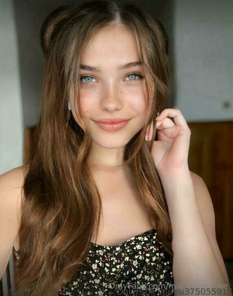 Miavixenfree
