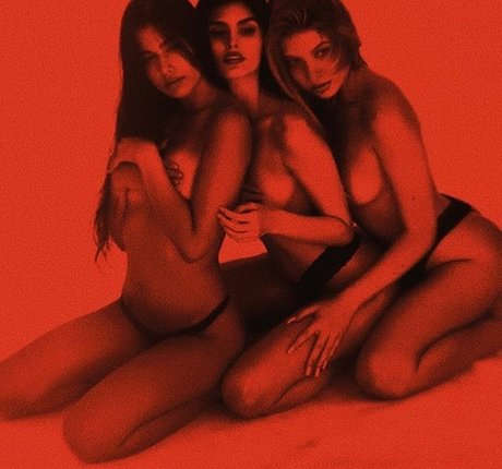 Naakte gelekte OnlyFans-foto van Anastasiaver