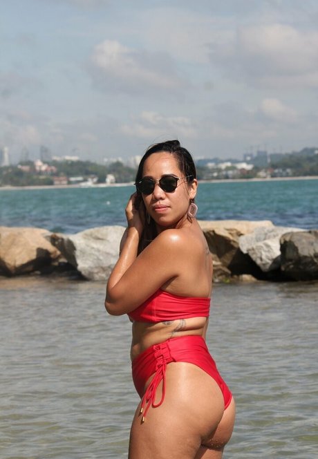 Naakte gelekte OnlyFans-foto van Mjfilipina