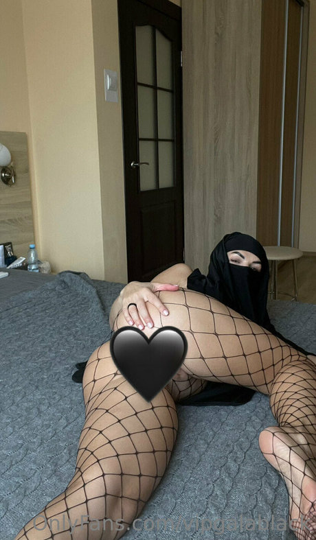 Naakte gelekte OnlyFans-foto van Vipgalablack