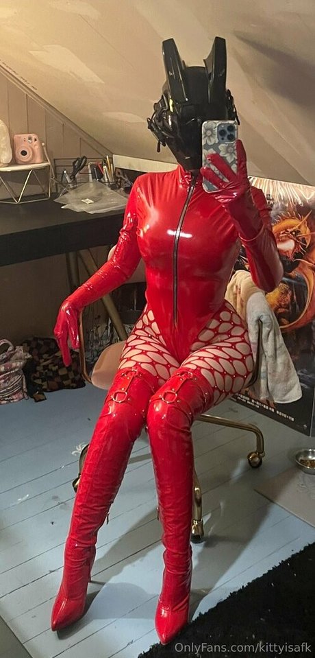 Naakte gelekte OnlyFans-foto van Kittyisafk