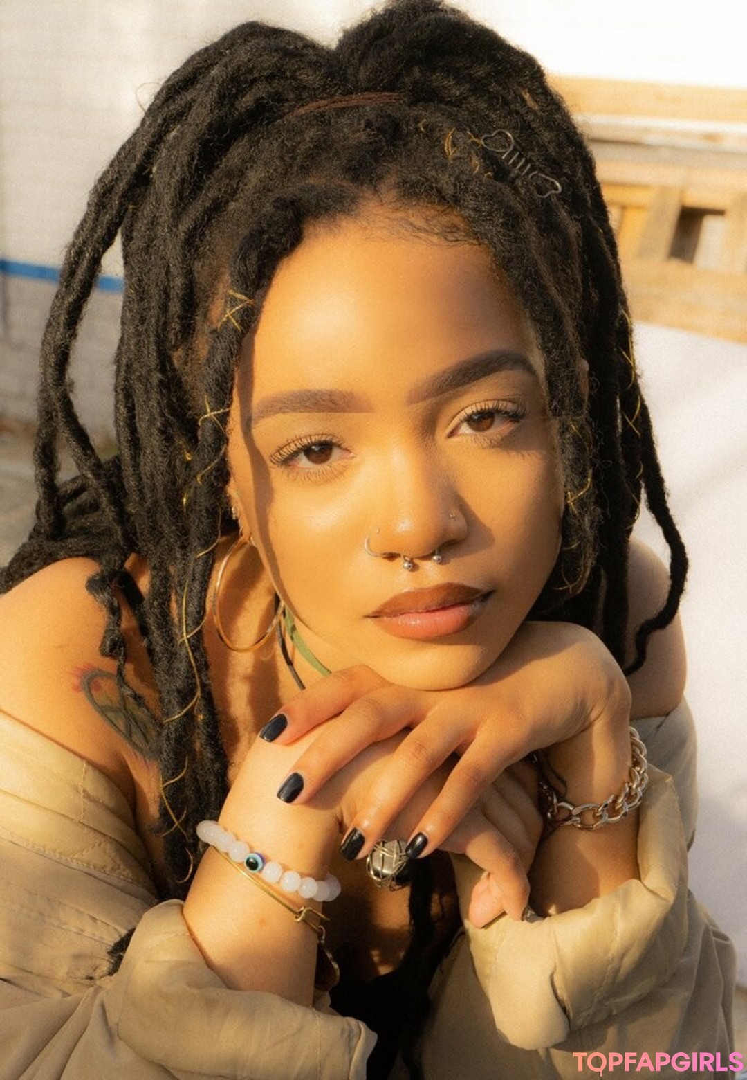 Naakte gelekte OnlyFans-foto van Lightskin #102 Naakte gelekte OnlyFans-foto van Lightskin #102