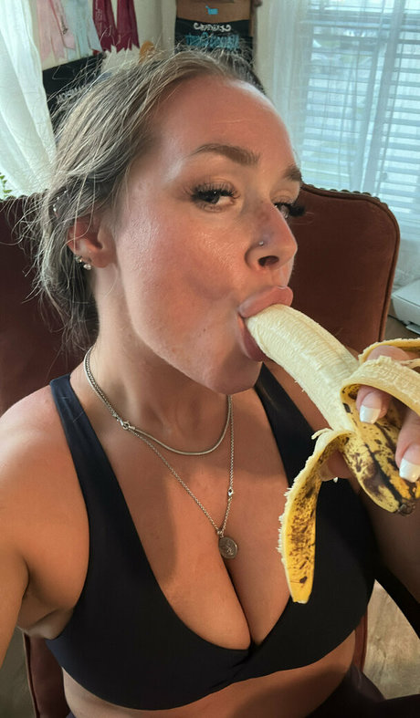 Naakte gelekte OnlyFans-foto van Jodie Shearrer