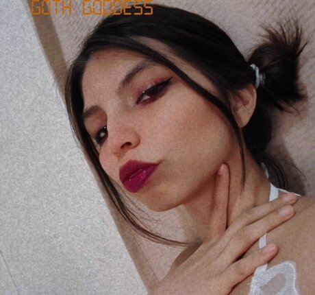 Naakte gelekte OnlyFans-foto van Cutiesky