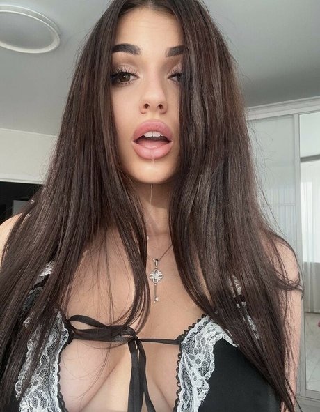 Naakte gelekte OnlyFans-foto van Aliia Fairy Vip