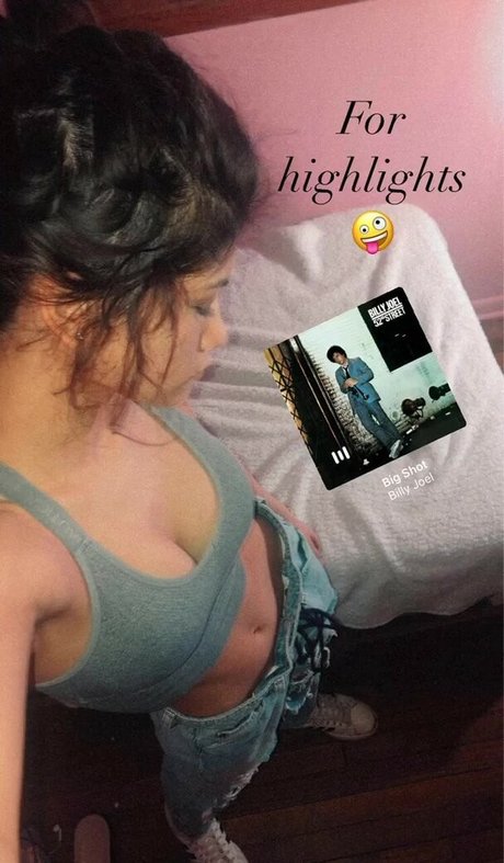 Naakte gelekte OnlyFans-foto van Ciggybae