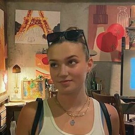 Naakte gelekte OnlyFans-foto van Skye Upshall