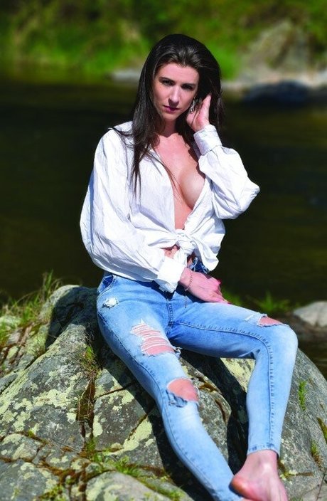 Naakte gelekte OnlyFans-foto van Elodypix