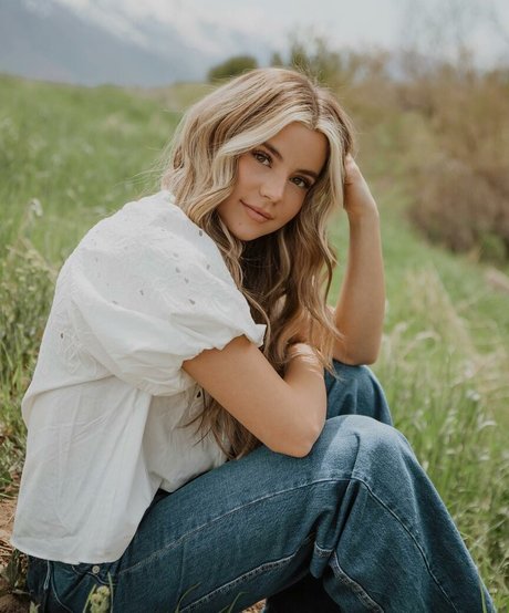 Indy Belle