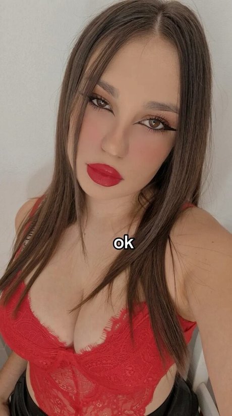 Naakte gelekte OnlyFans-foto van Appoline