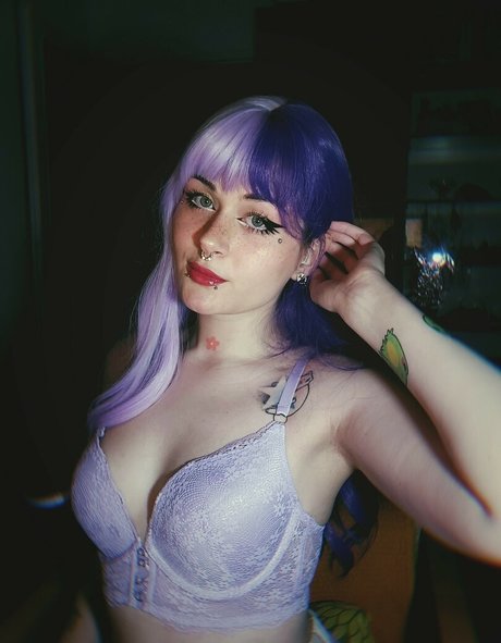 Naakte gelekte OnlyFans-foto van Candysymphony