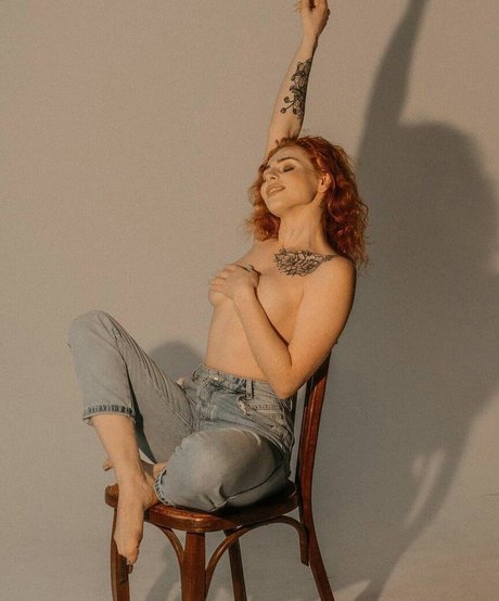 Naakte gelekte OnlyFans-foto van Ira Filonchuk