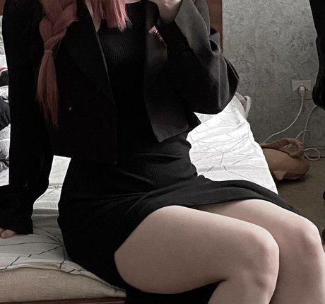 Naakte gelekte OnlyFans-foto van Vwemor