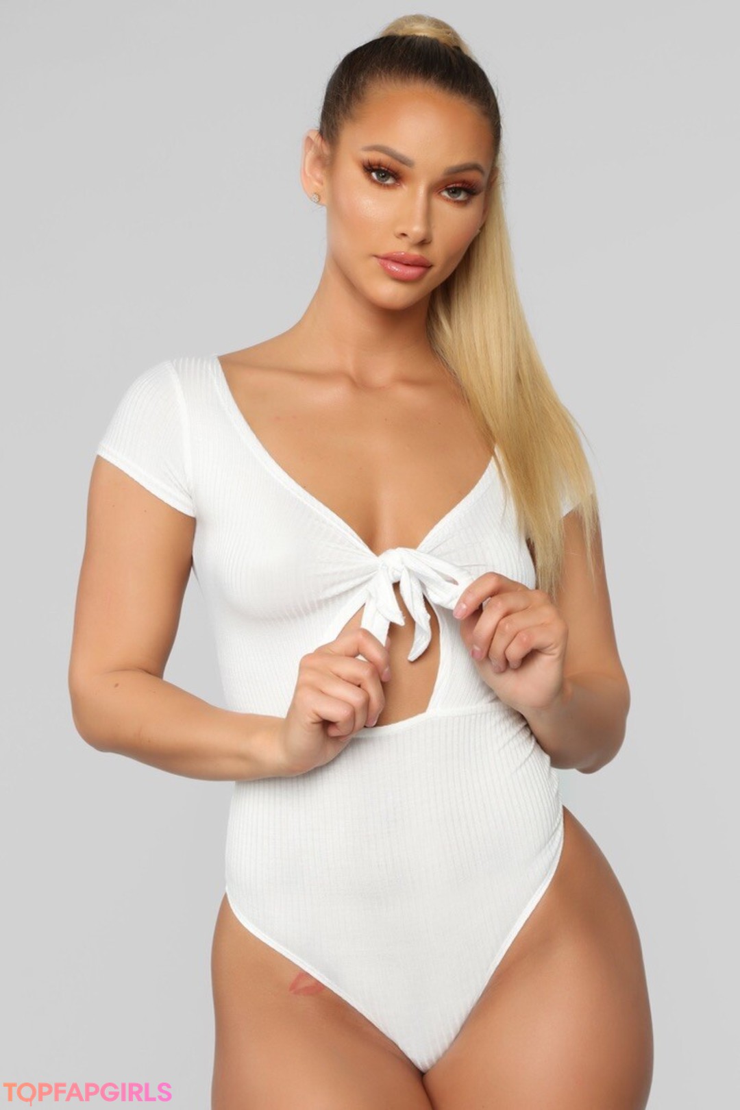 Naakte gelekte OnlyFans-foto van Lauren Racine Wood #1561