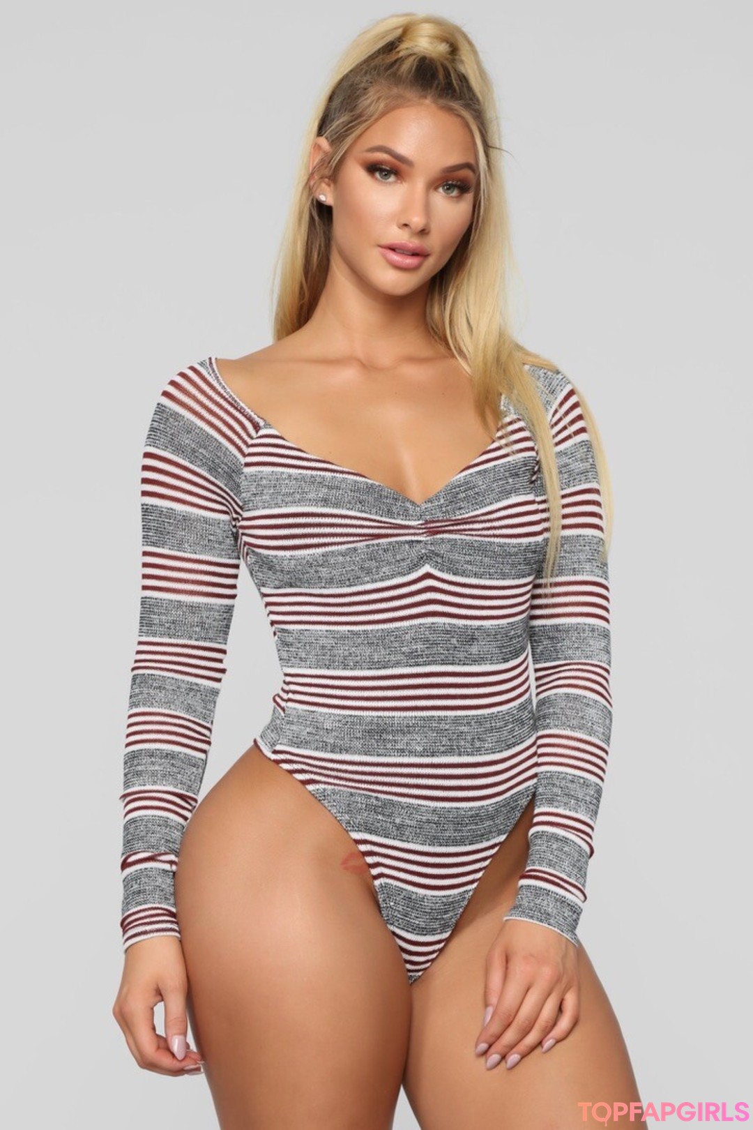 Naakte gelekte OnlyFans-foto van Lauren Racine Wood #1704