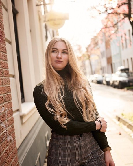 Naakte gelekte OnlyFans-foto van Alrun Steiner