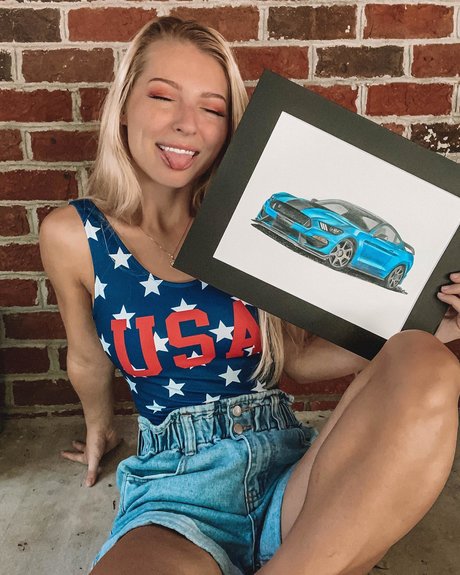 Naakte gelekte OnlyFans-foto van Marris Gulledge