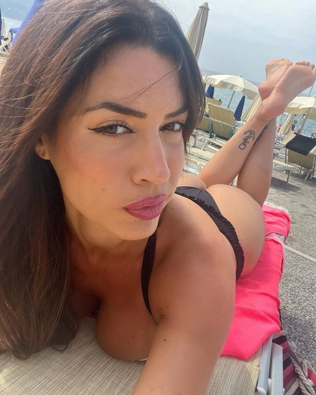 Naakte gelekte OnlyFans-foto van Giusy Rizzo