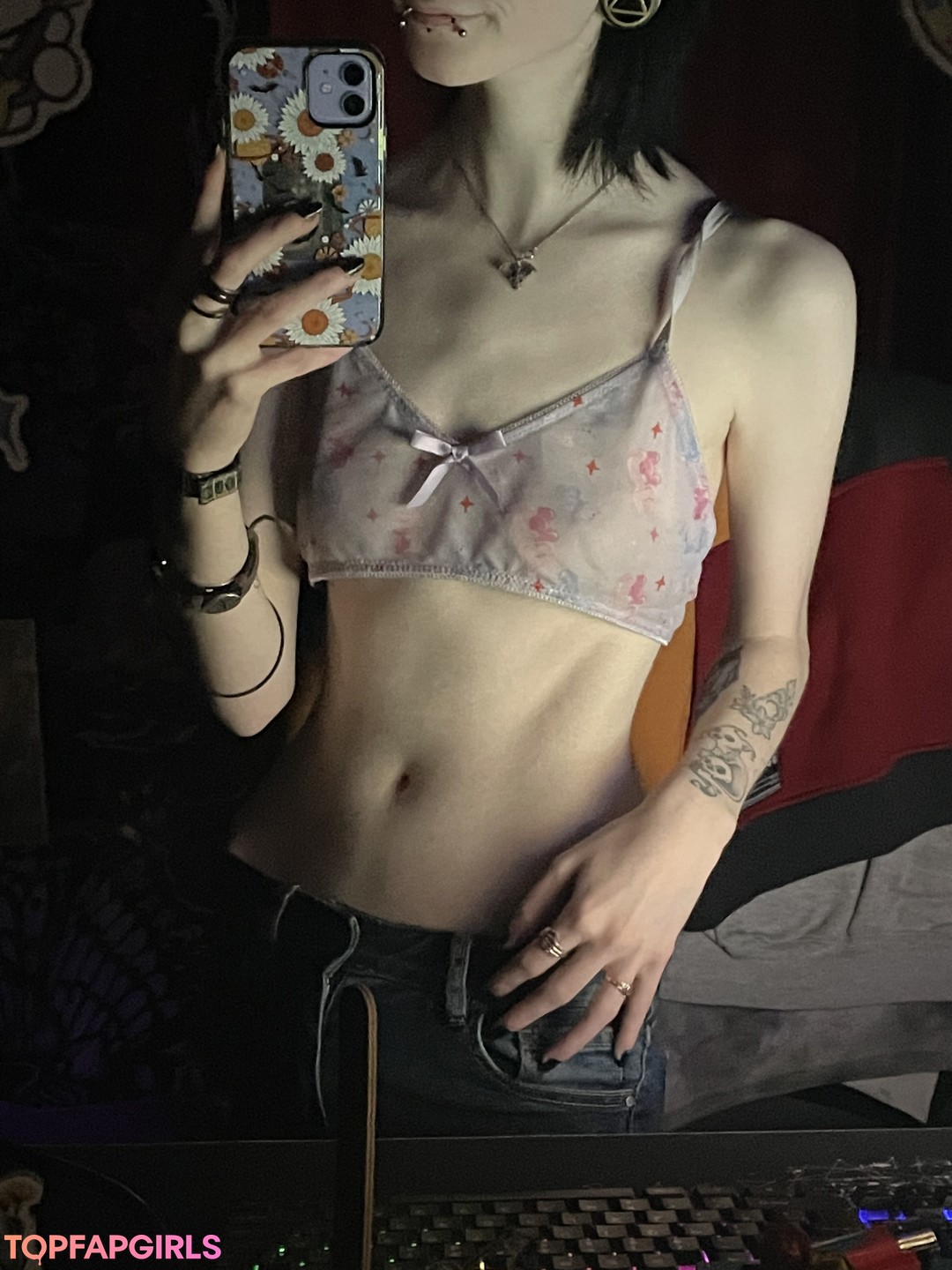 Naakte gelekte OnlyFans-foto van Bat Brookes #34 Naakte gelekte OnlyFans-foto van Bat Brookes #34