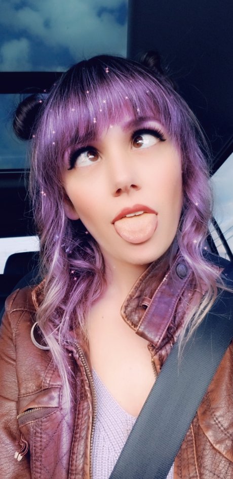 Naakte gelekte OnlyFans-foto van Yanderekamii