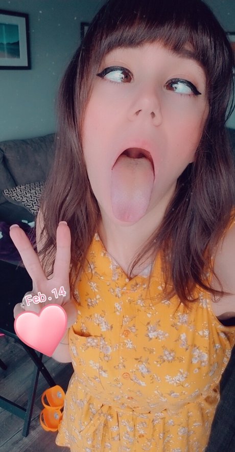 Naakte gelekte OnlyFans-foto van Yanderekamii