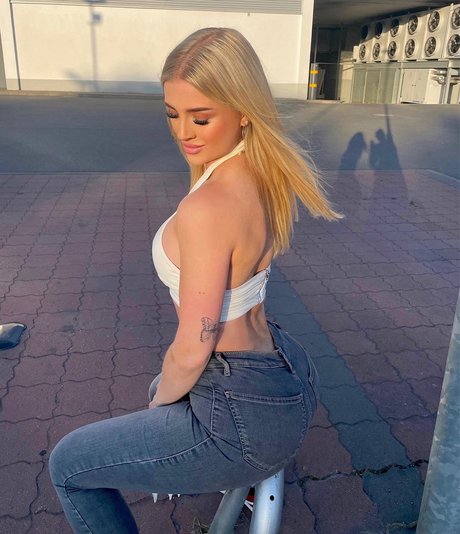 Naakte gelekte OnlyFans-foto van Edda Elisa