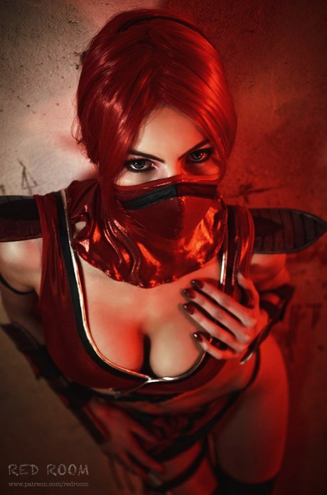 Naakte gelekte OnlyFans-foto van Lana Ronina