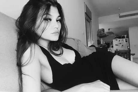 Naakte gelekte OnlyFans-foto van Babyyy Gorilla